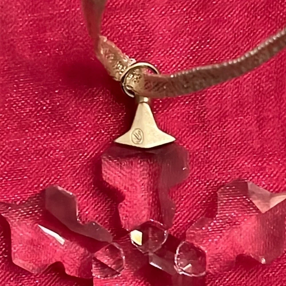 Brand New Swarovski White Crystal Little Snowflake Ornament Christmas Decoration